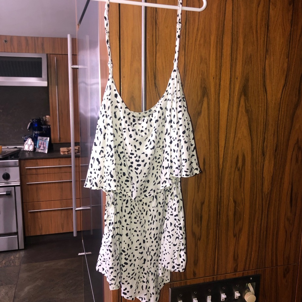 Olivaceous women’s Romper. Unworn with tags